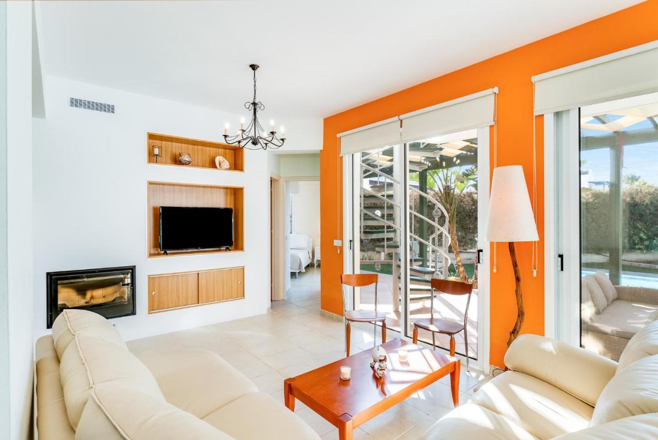Villa Poseidon Gardens By Ezoria Villas Larnaca Exterior photo