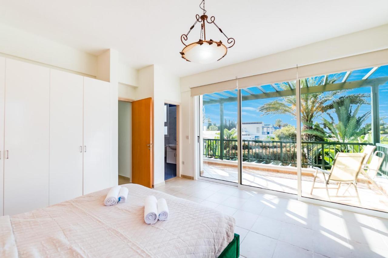 Villa Poseidon Gardens By Ezoria Villas Larnaca Exterior photo